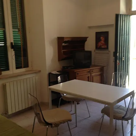 Marina Di Apartment *